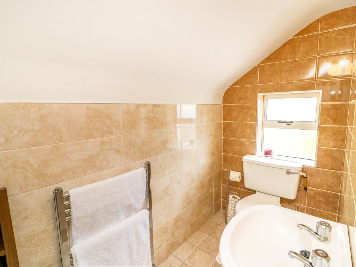 Holiday home Julie's Castleisland