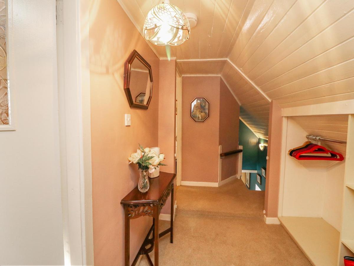 Holiday home Julie's Castleisland