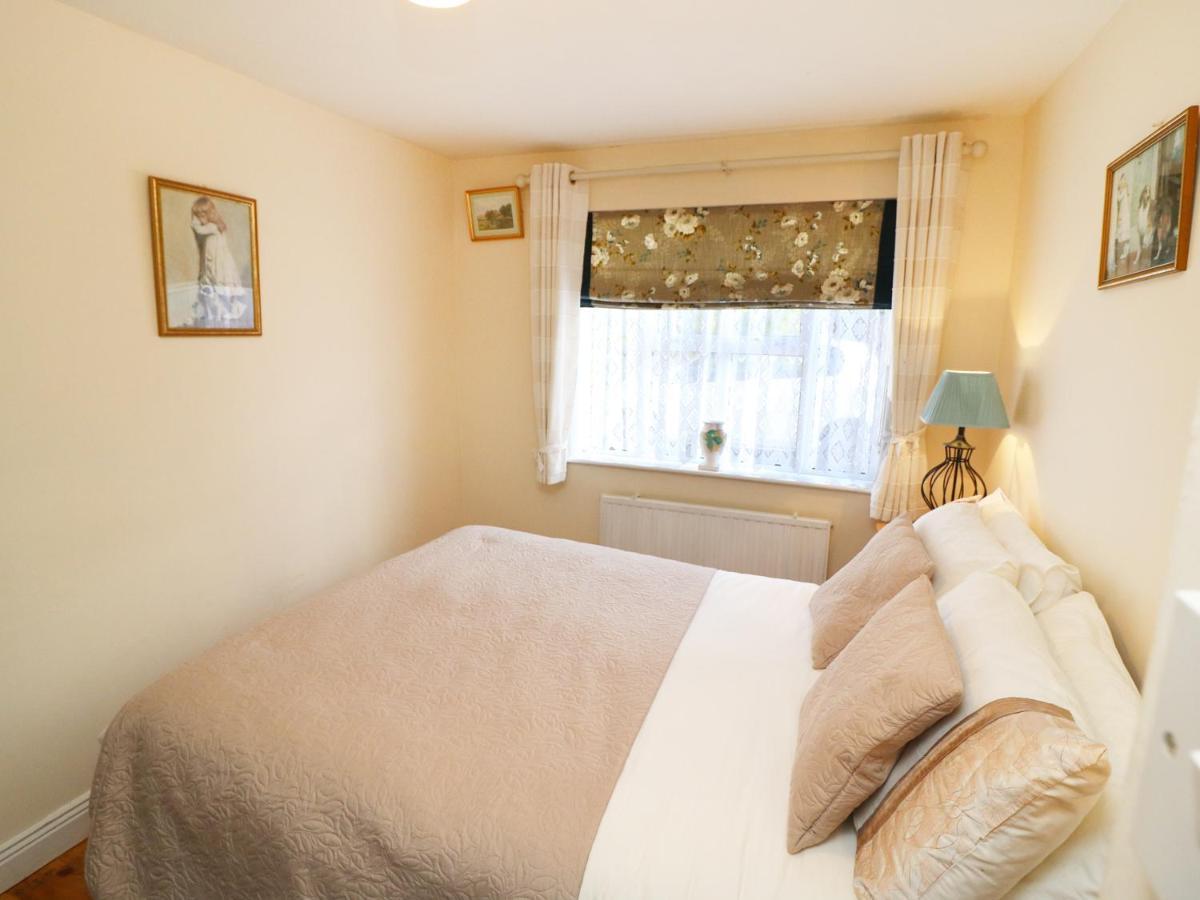 Holiday home Julie's Castleisland